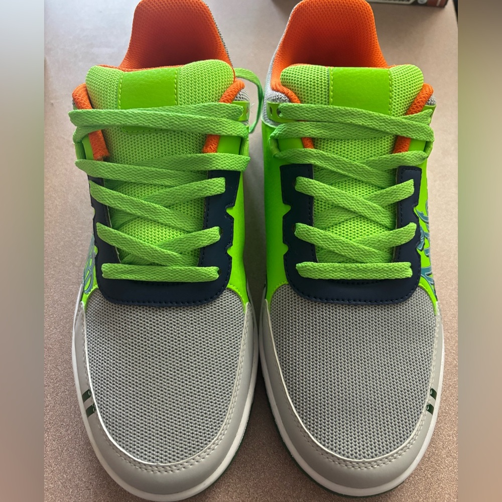 Soulsfeng Orange and Green Shoes men’s 10